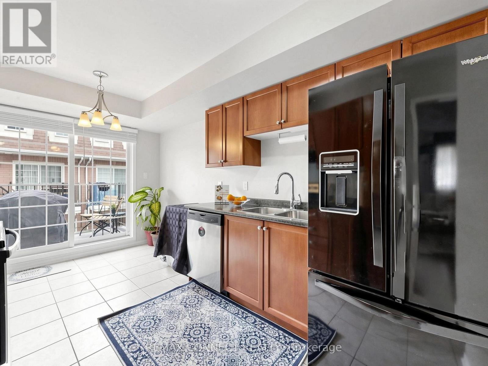 #304 58 SIDNEY BELSEY CRESCENT - 8