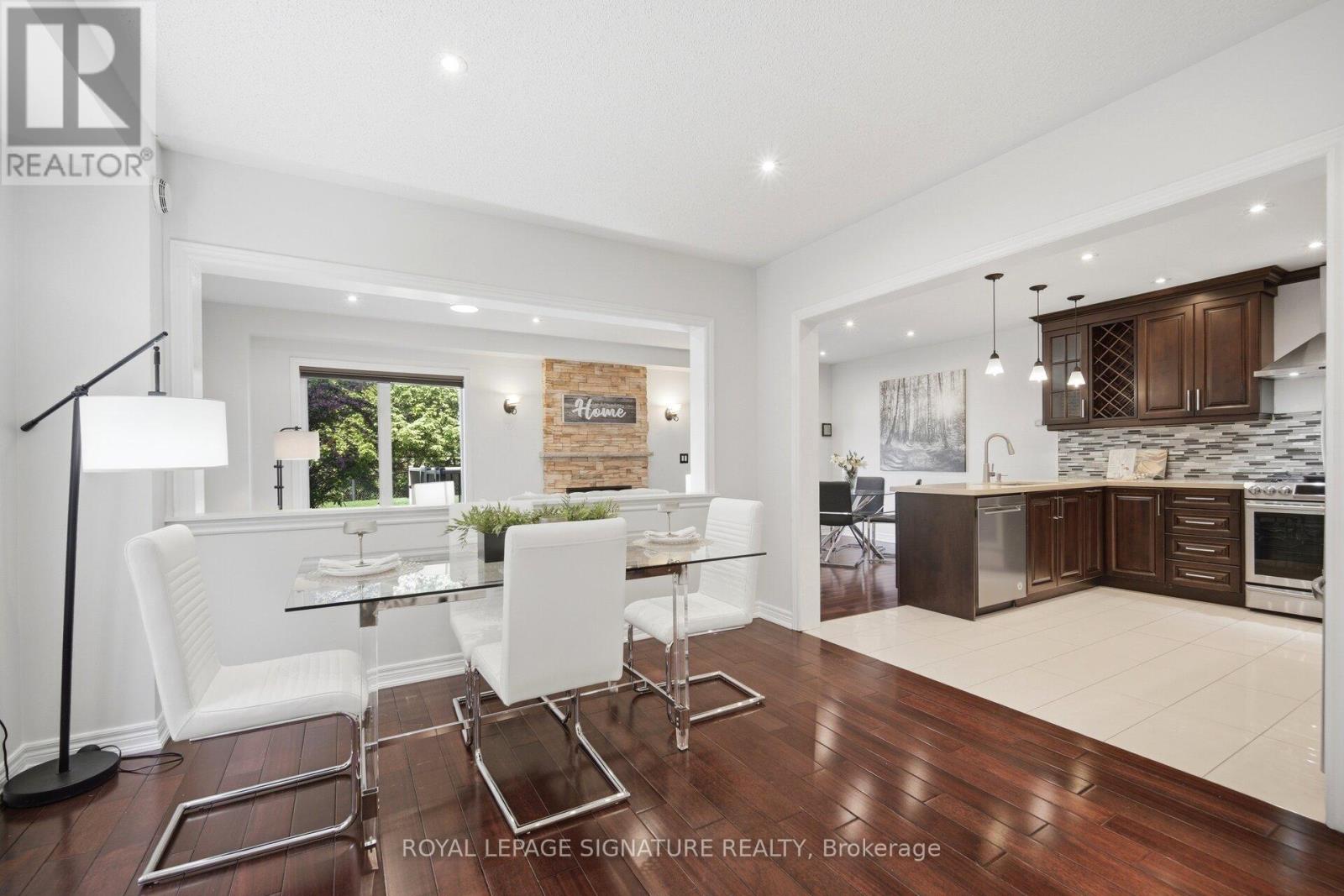 901 KNOTTY PINE GROVE - 13