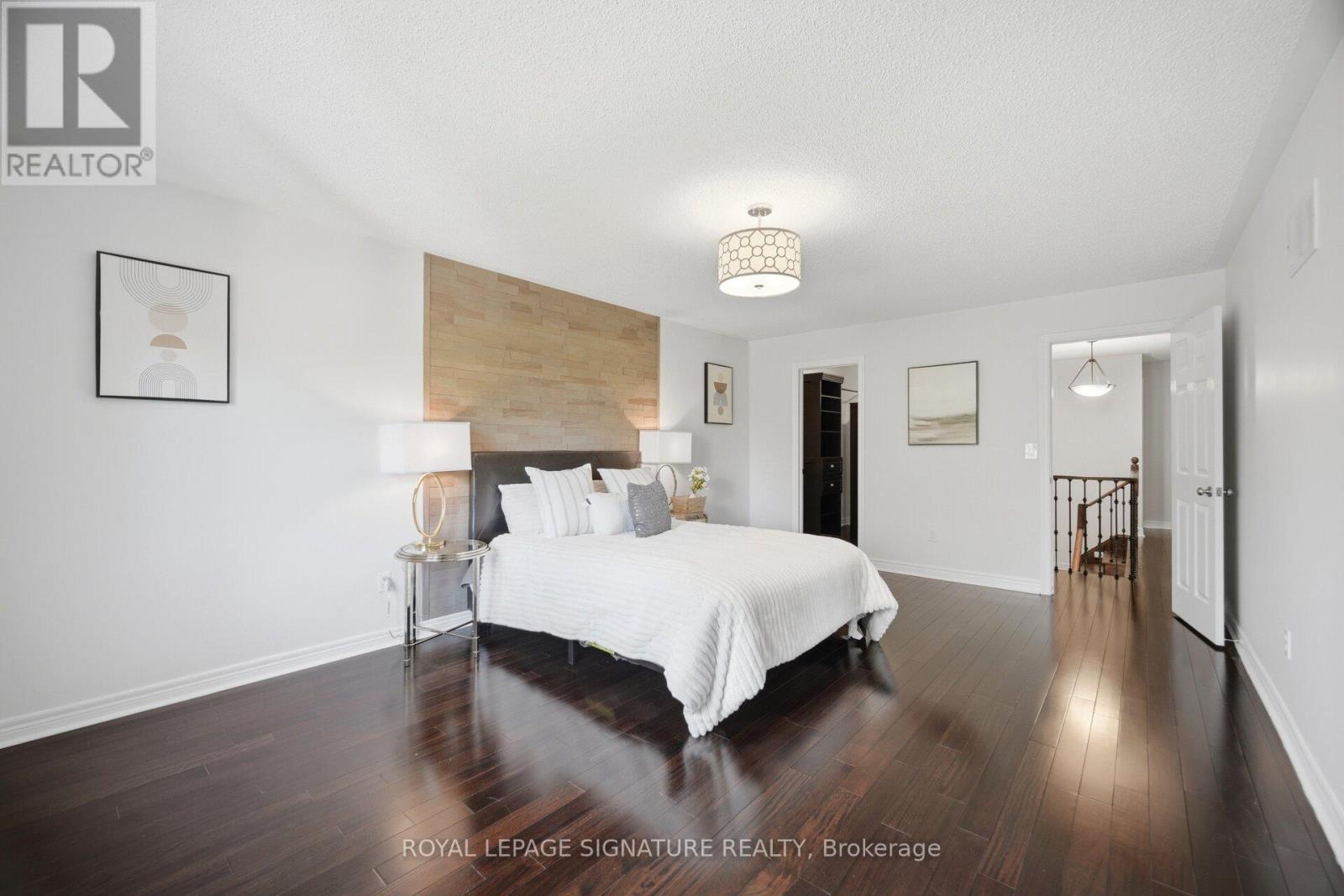 901 KNOTTY PINE GROVE - 25