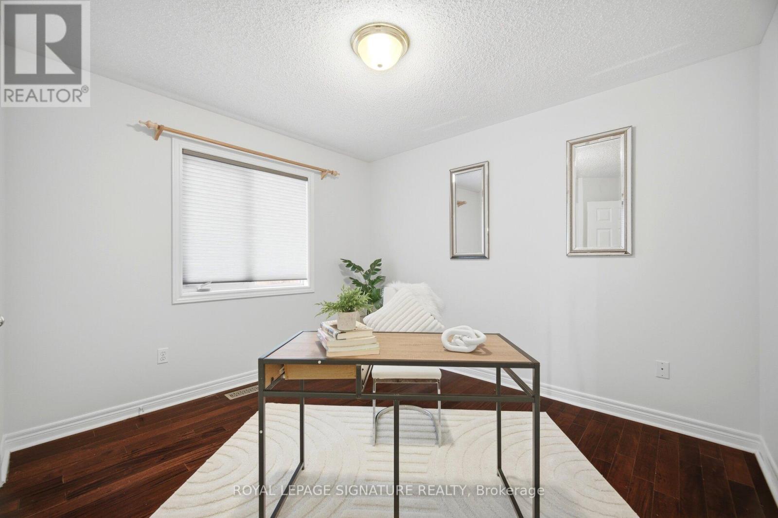 901 KNOTTY PINE GROVE - 31