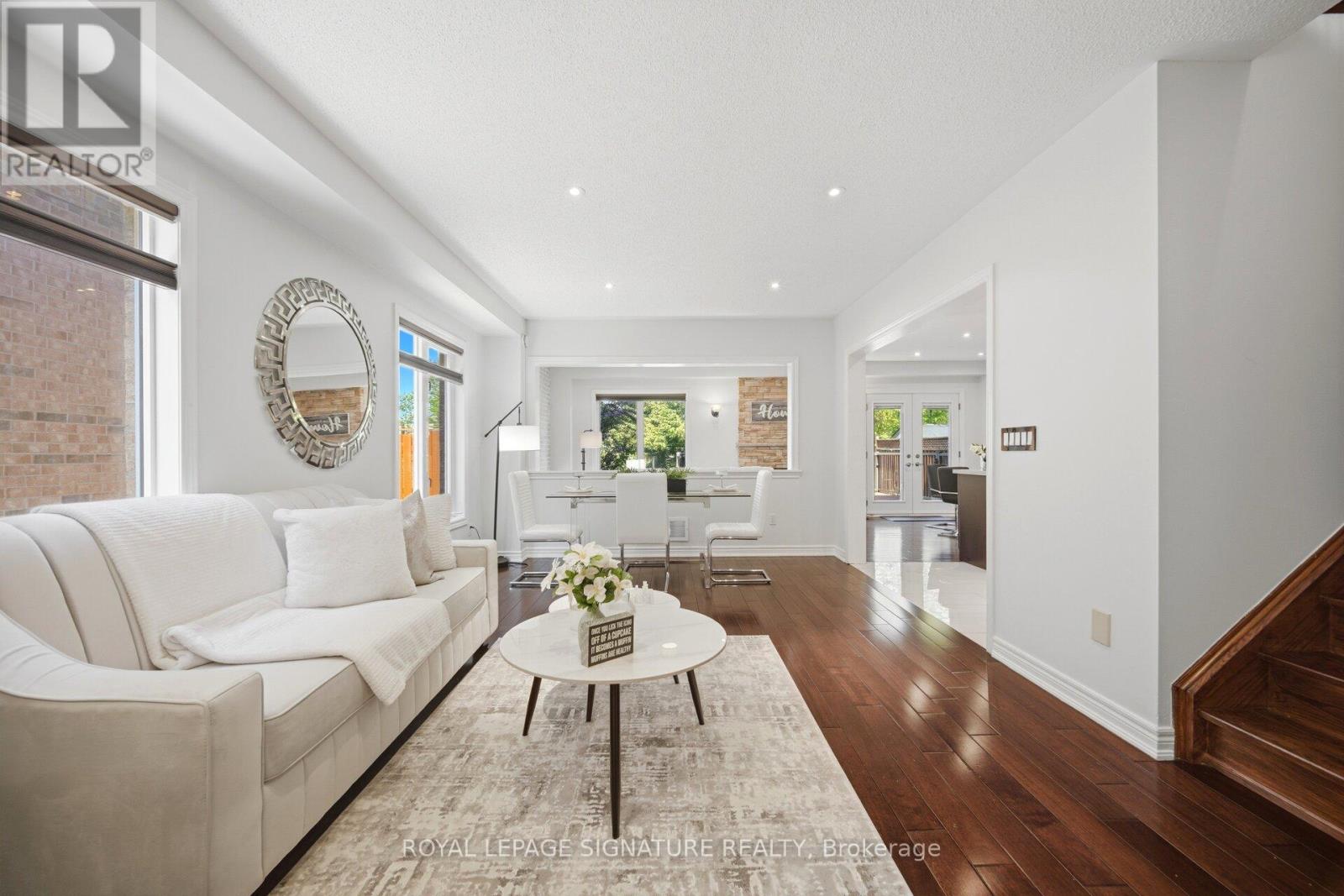 901 KNOTTY PINE GROVE - 8