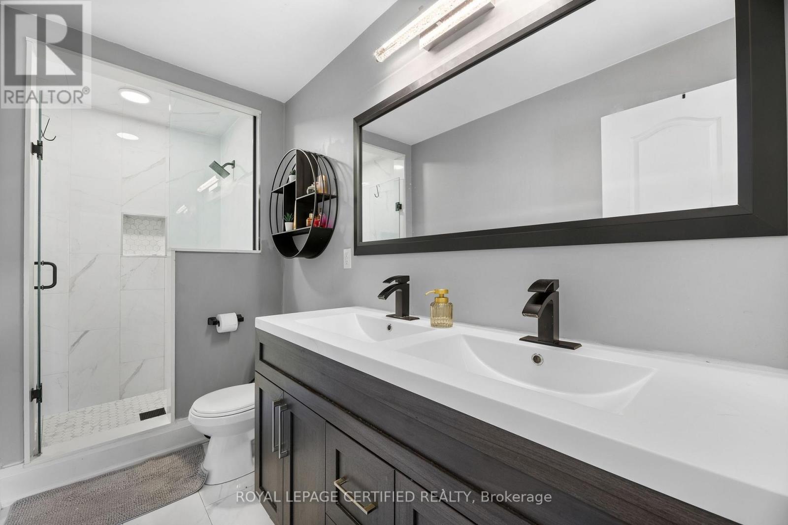 938 BURROWS GATE - 19
