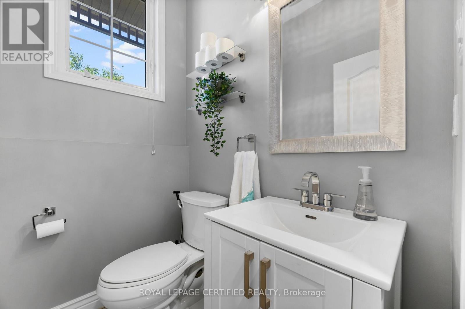 938 BURROWS GATE - 2