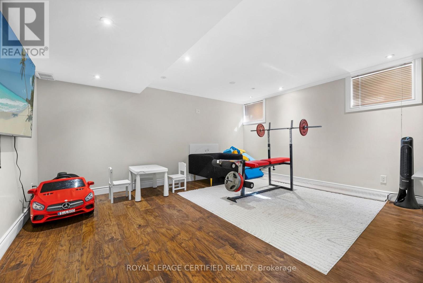 938 BURROWS GATE - 22