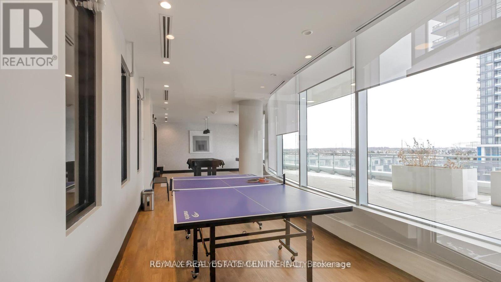 #403 2520 EGLINTON AVENUE W - 29