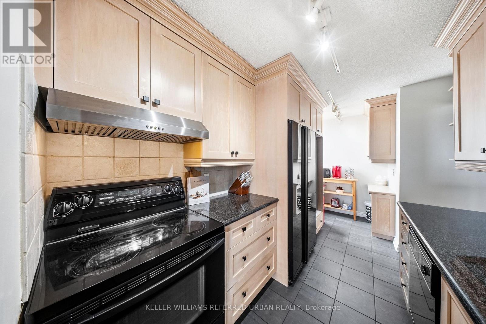 #1401 2130 WESTON ROAD - 16