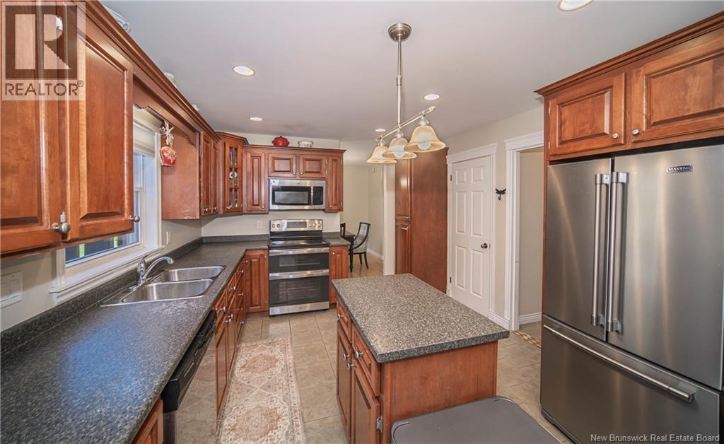 11 Granite Drive - 16