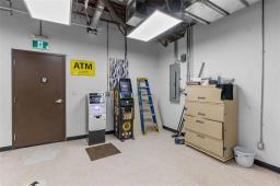 190 Smith Street, Winnipeg, MB R3C1J8 Photo 11