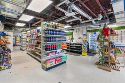 190 Smith Street, Winnipeg, MB R3C1J8 Photo 6