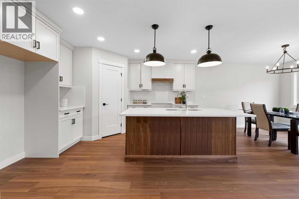 7503 38A Avenue - 10
