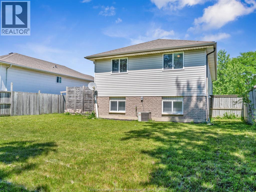 3711 MAGUIRE - 23