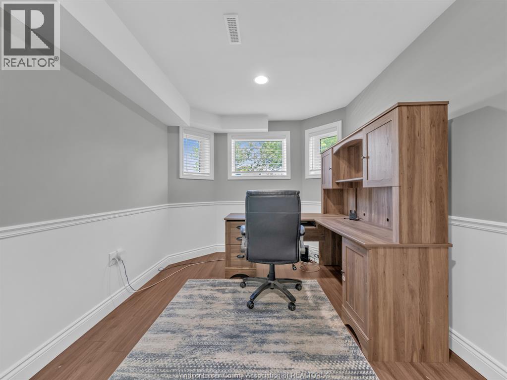 3711 MAGUIRE - 45
