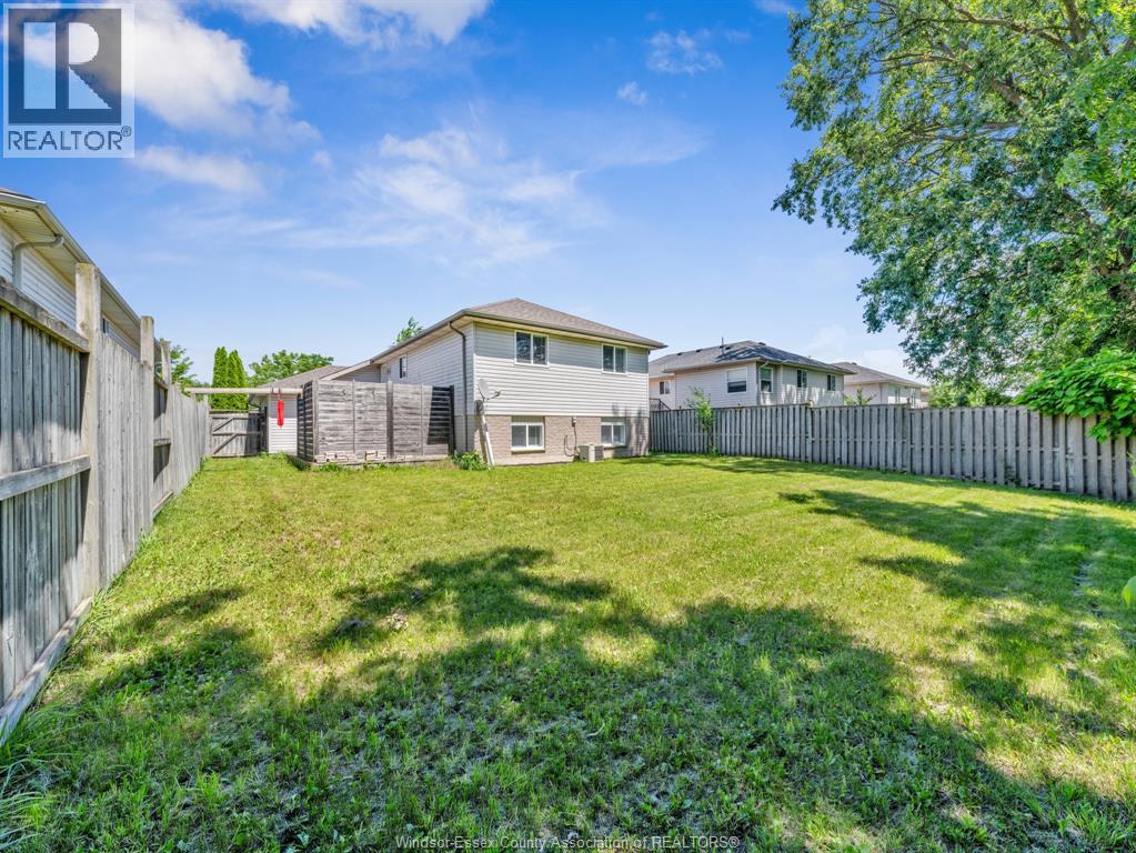 3711 MAGUIRE - 19
