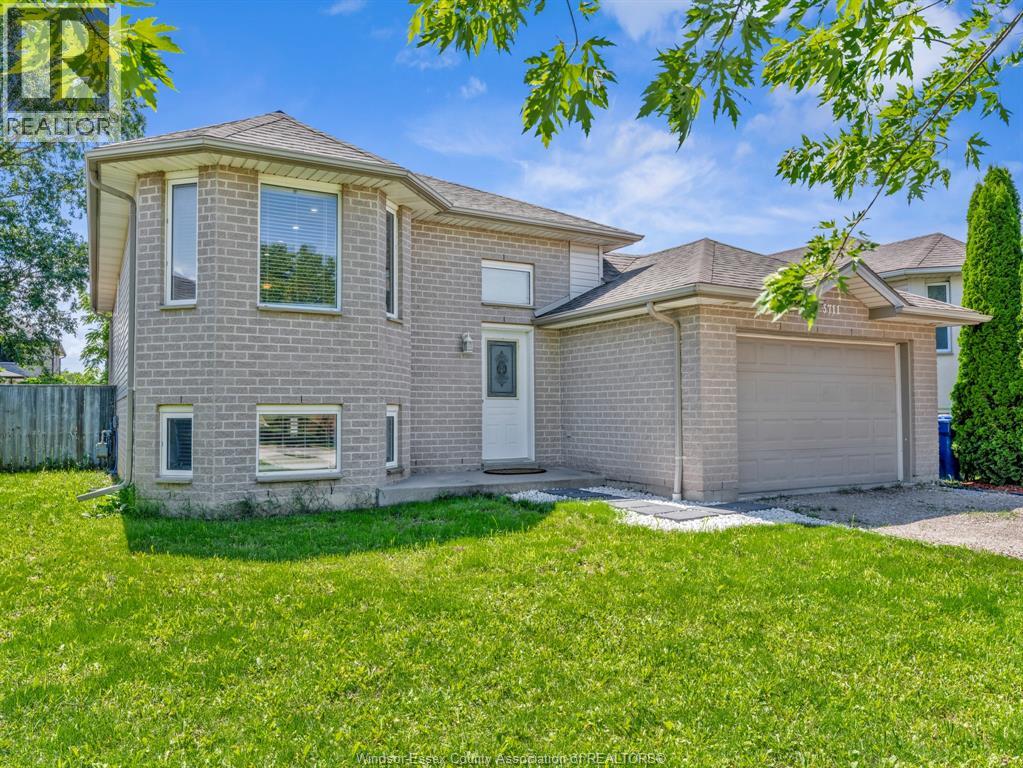 3711 MAGUIRE - 15