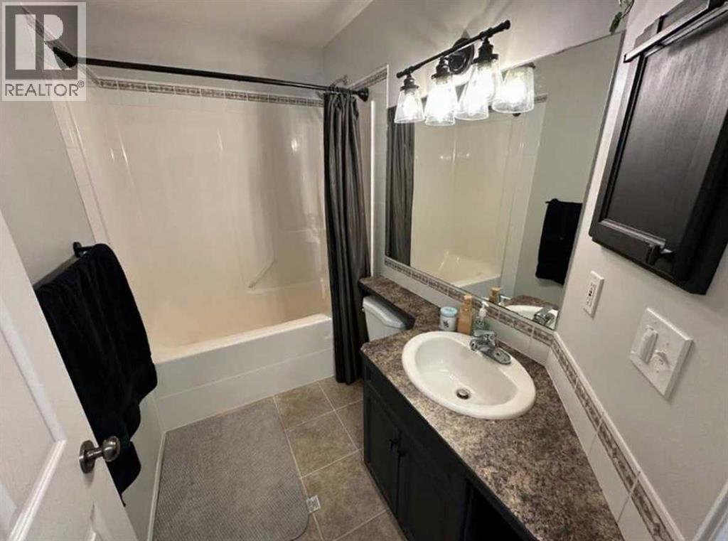 Listing photo – 24 Elreg Street, Penhold