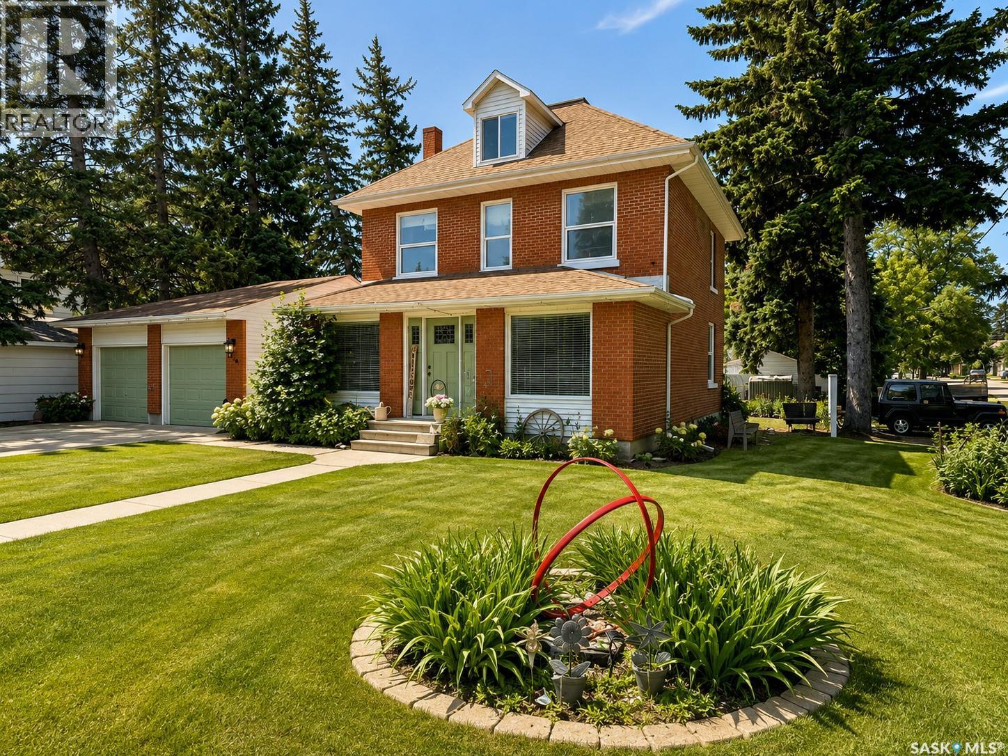 610 Boyle STREET - 2