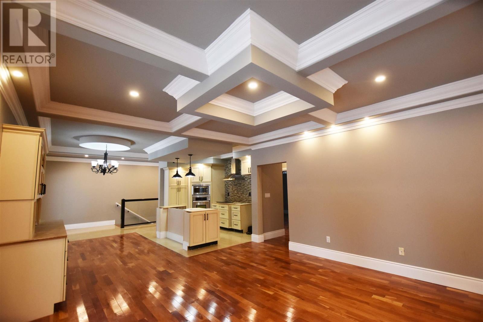 562 Wilson ST - 11