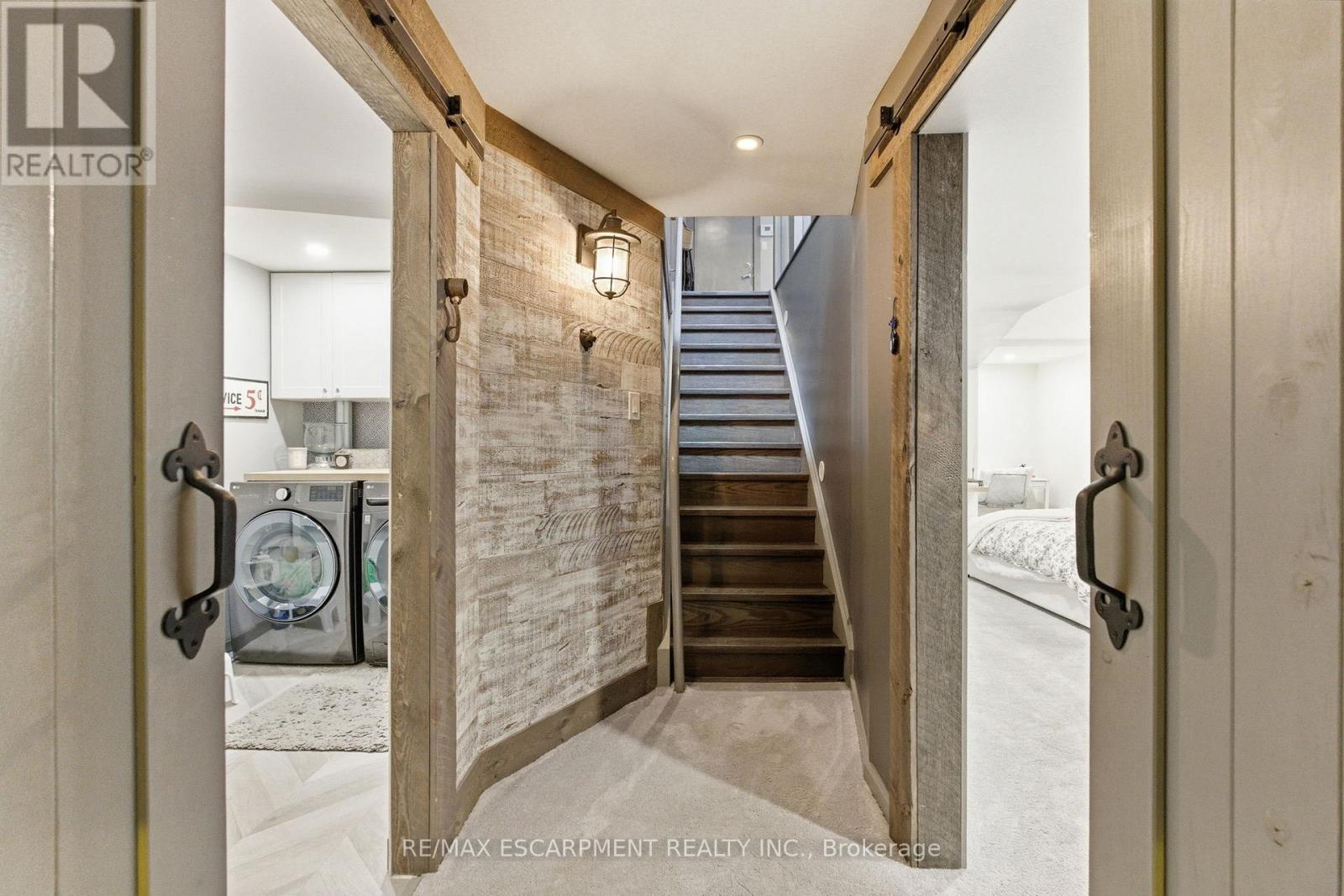 10 ROCKHAVEN LANE - 26