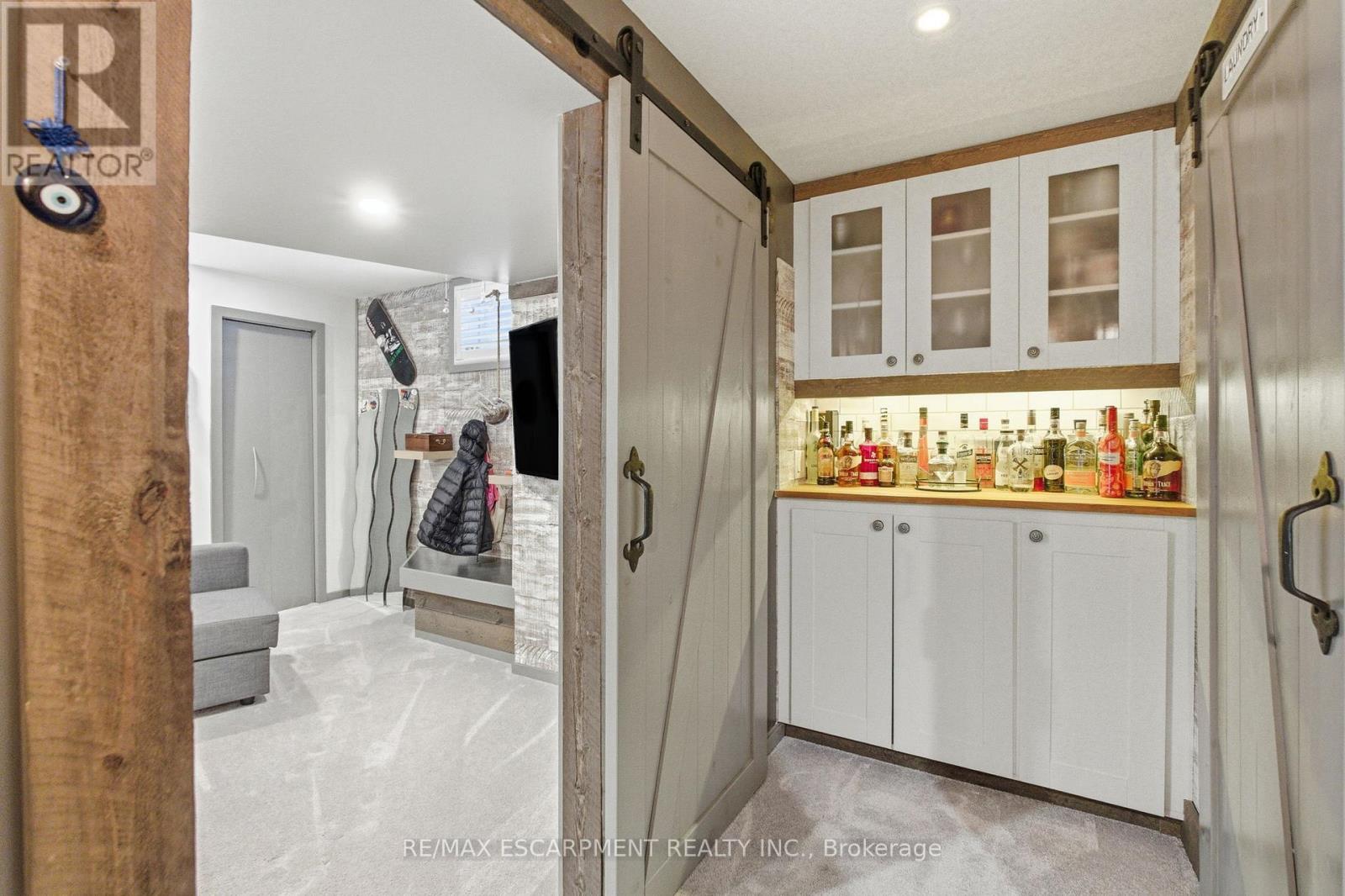 10 ROCKHAVEN LANE - 27
