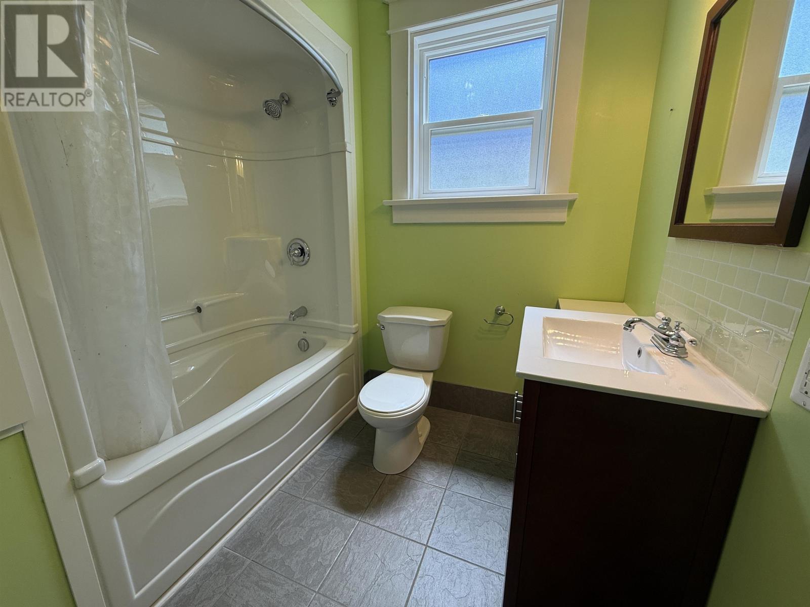 214 Matheson St N - 19