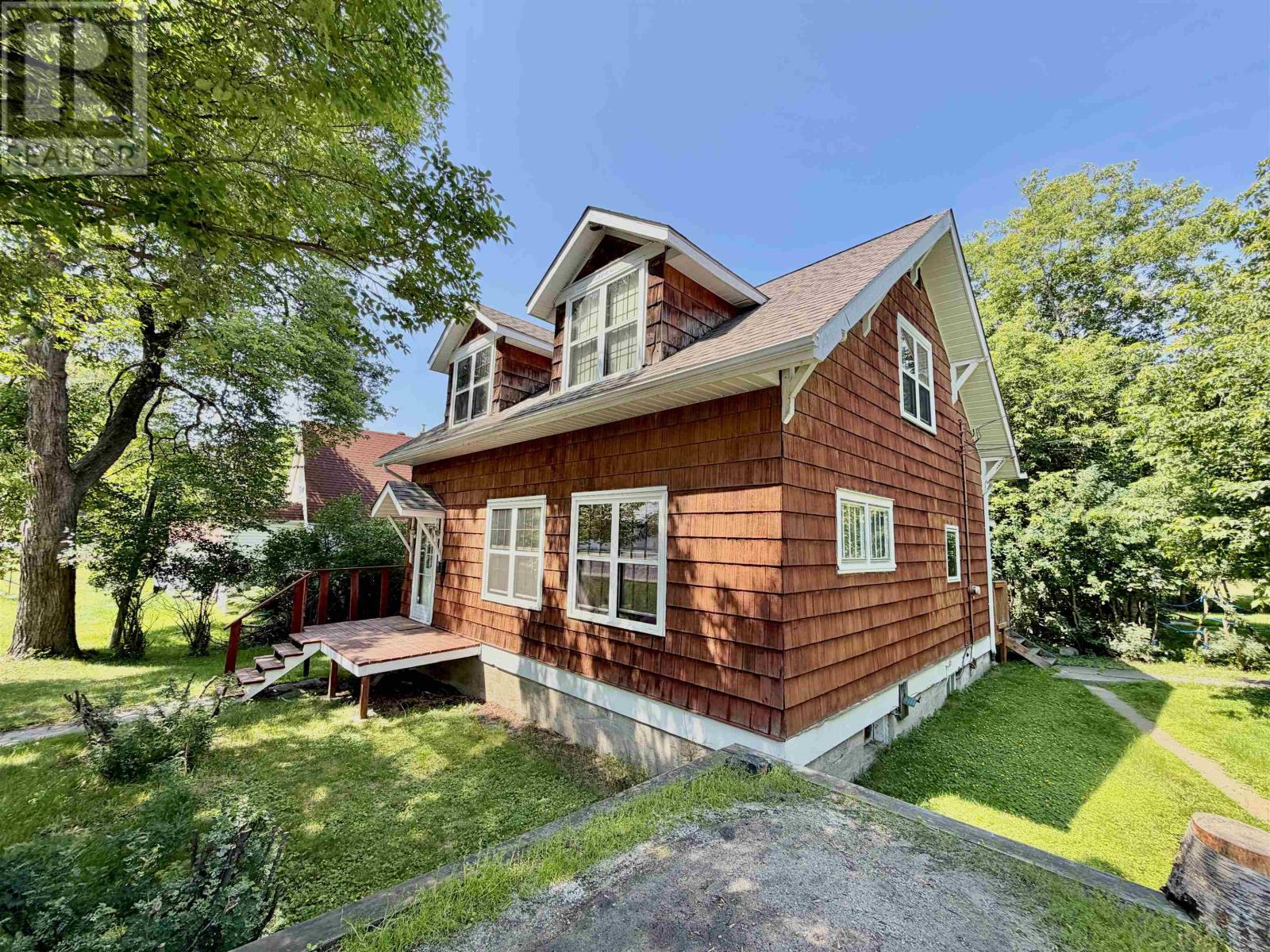 214 Matheson St N - 3