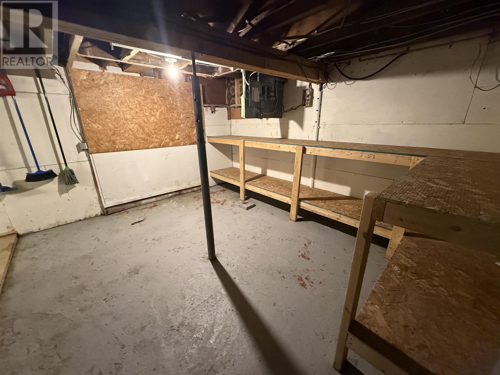 214 Matheson St N - Image 32