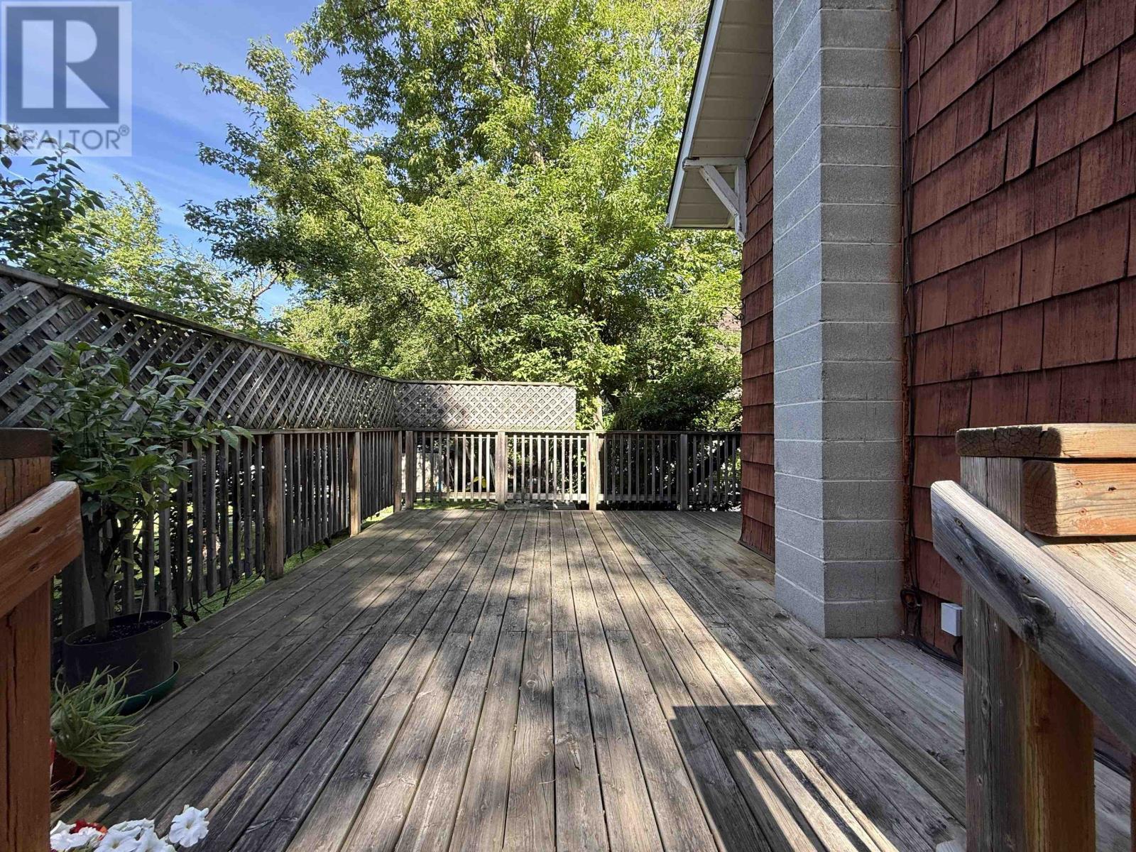 214 Matheson St N - 5