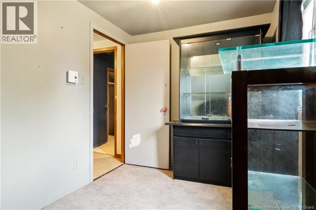 35 Churchill Street - 26