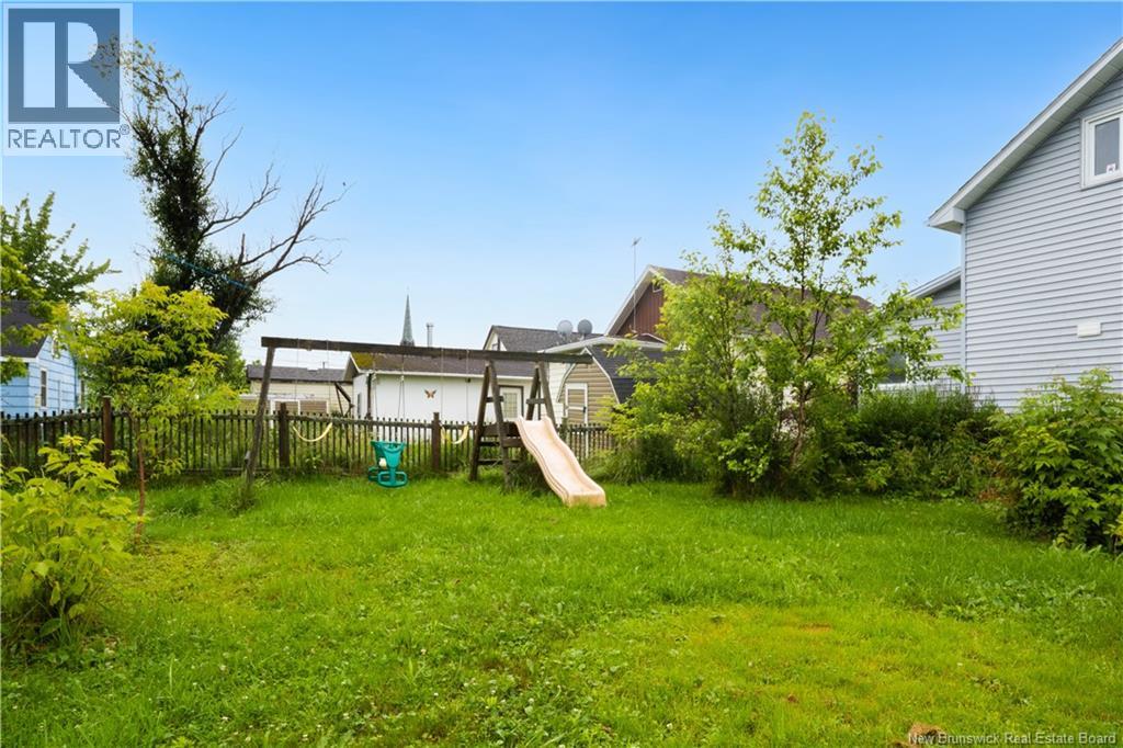 35 Churchill Street - 27