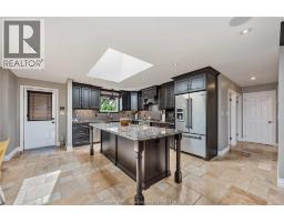 Kitchen/Dining room - 4803 St Clair Parkway, Port Lambton, ON N0P2B0 Photo 9