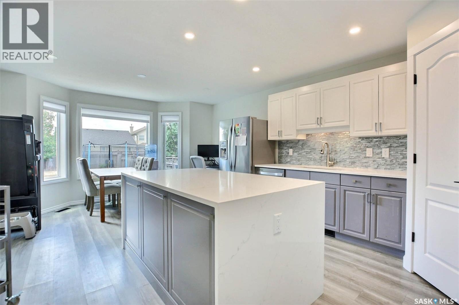 10334 Wascana ESTATES - 11