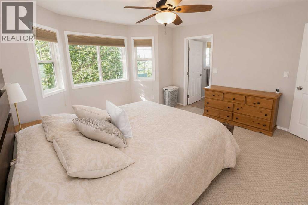 8902 60A Avenue - 18
