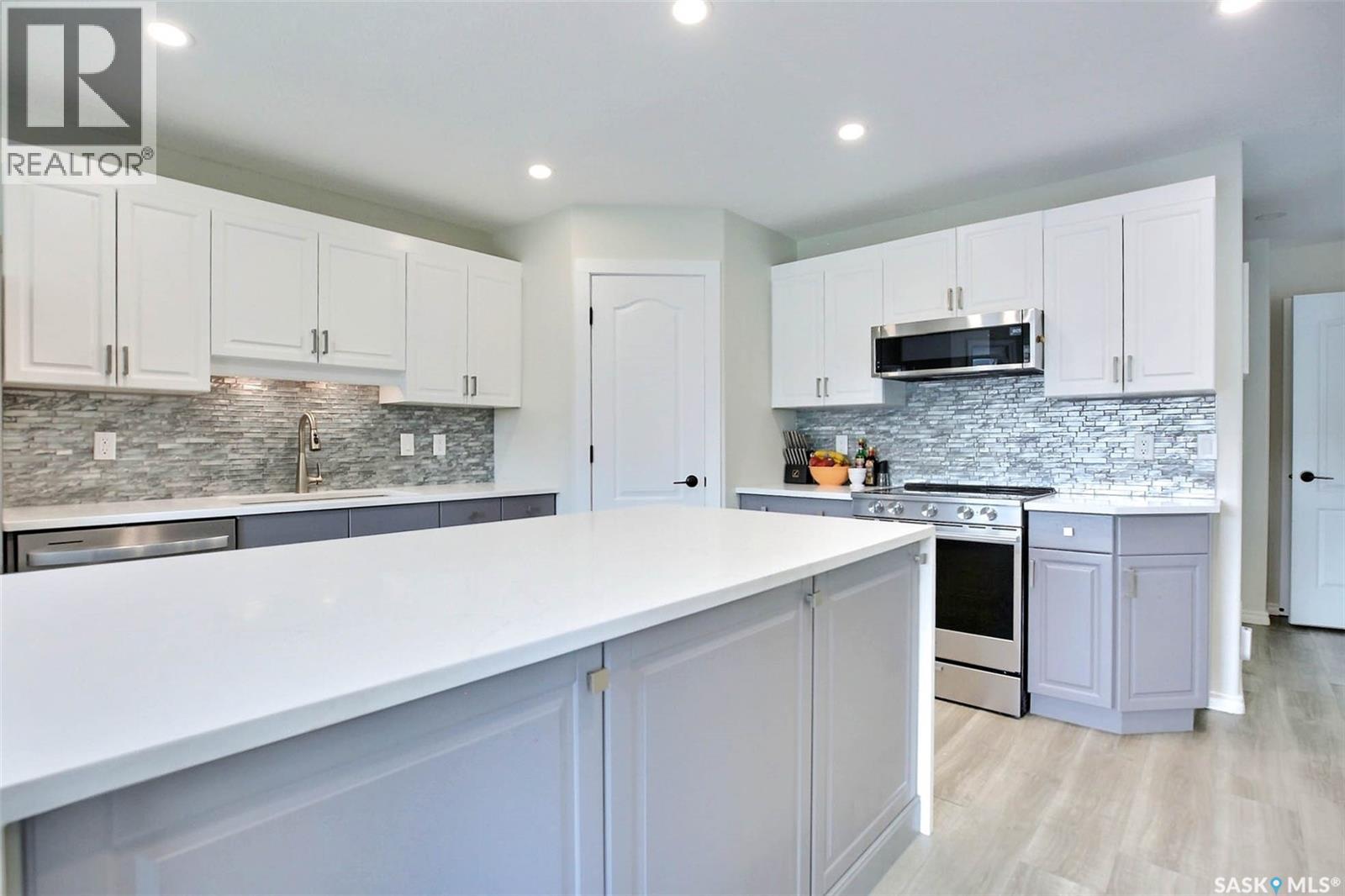 10334 Wascana ESTATES - 10