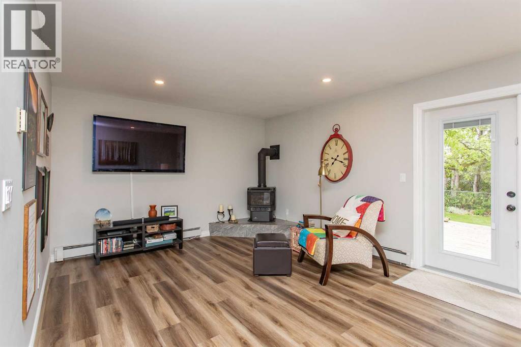 4809 59 Street - 17