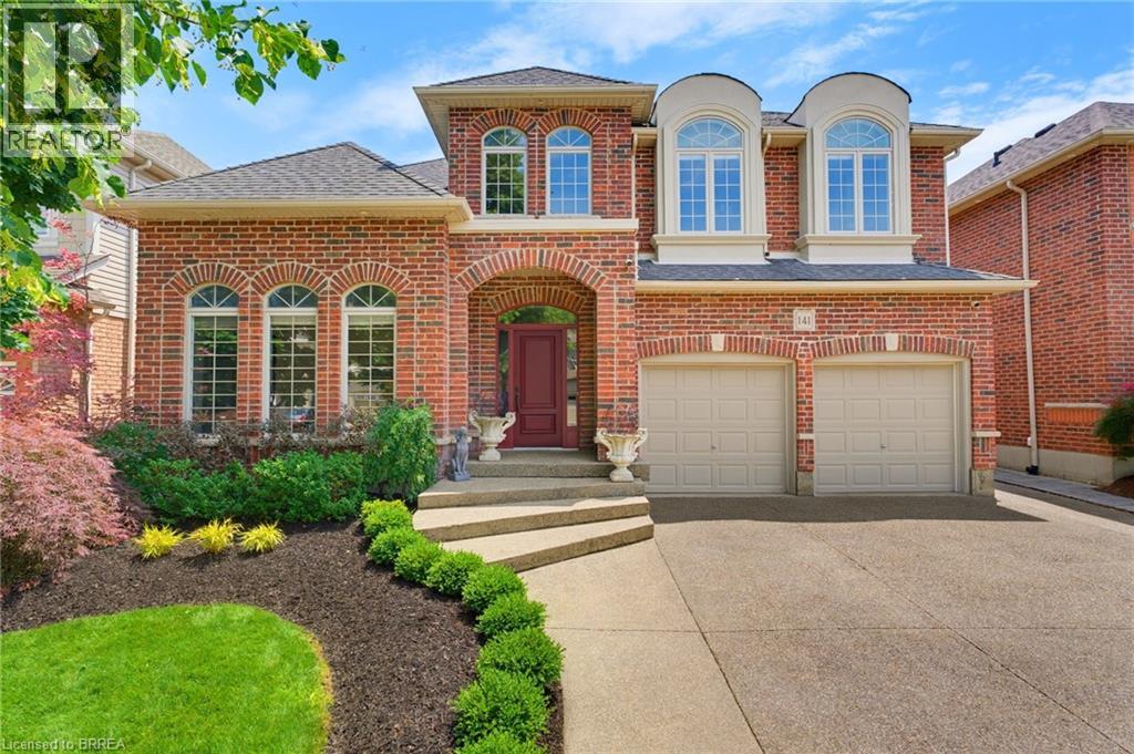 141 FALCONRIDGE Drive - 1