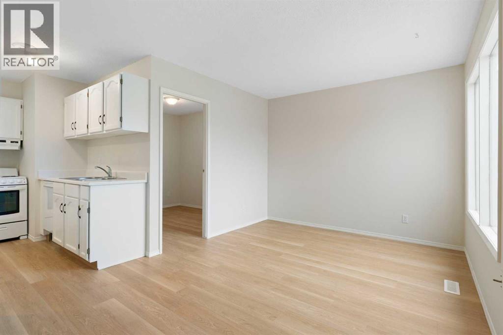 #14 8544 48 Avenue NW - 10