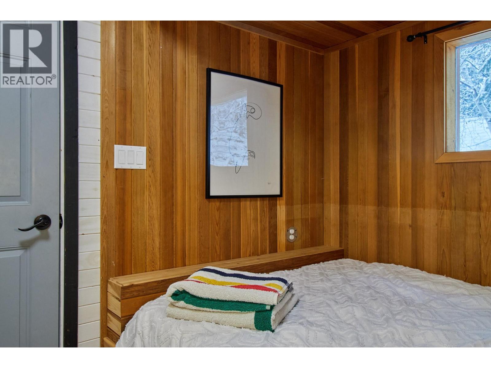 5123 Squilax Anglemont Road - 54