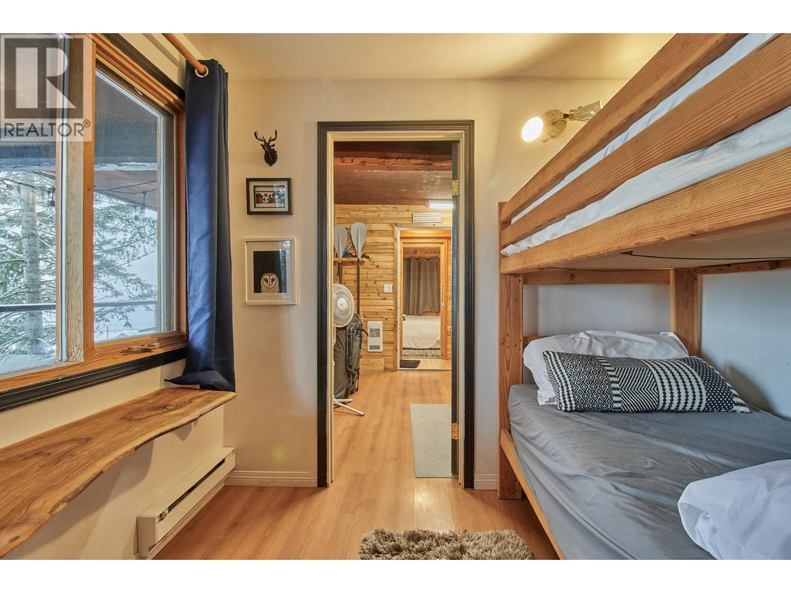 5123 Squilax Anglemont Road - 50
