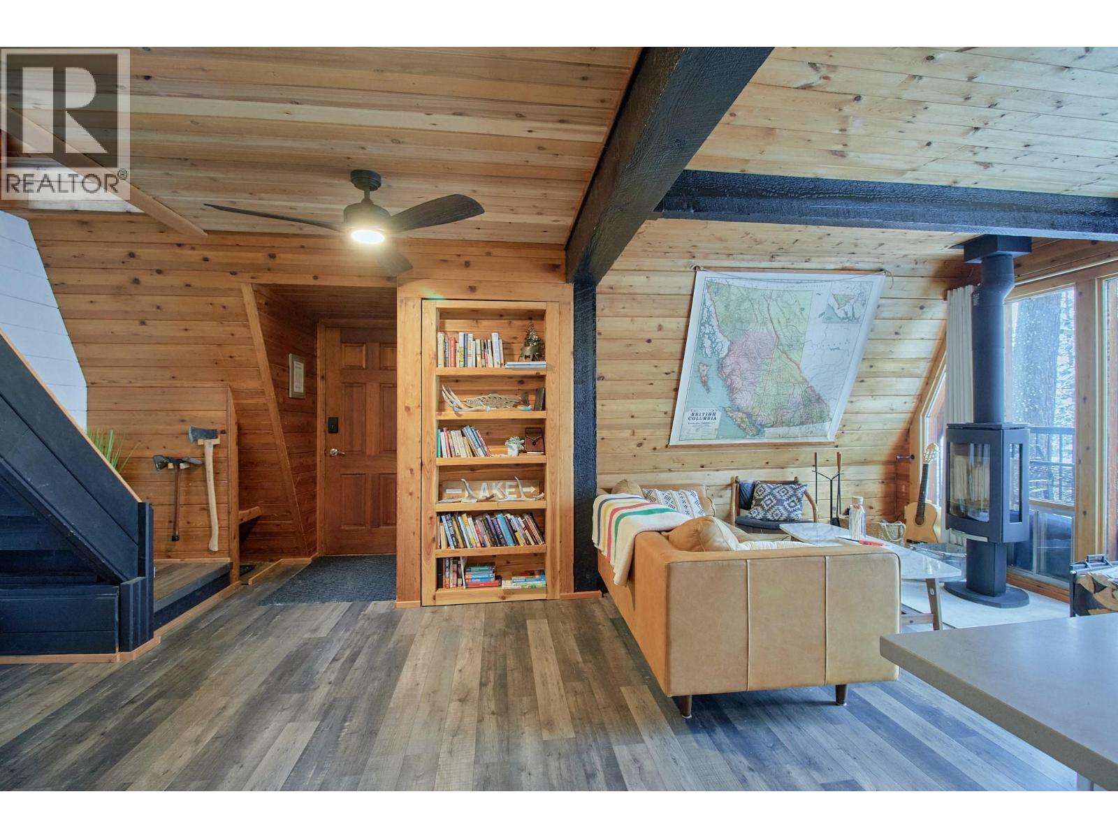 5123 Squilax Anglemont Road - 18