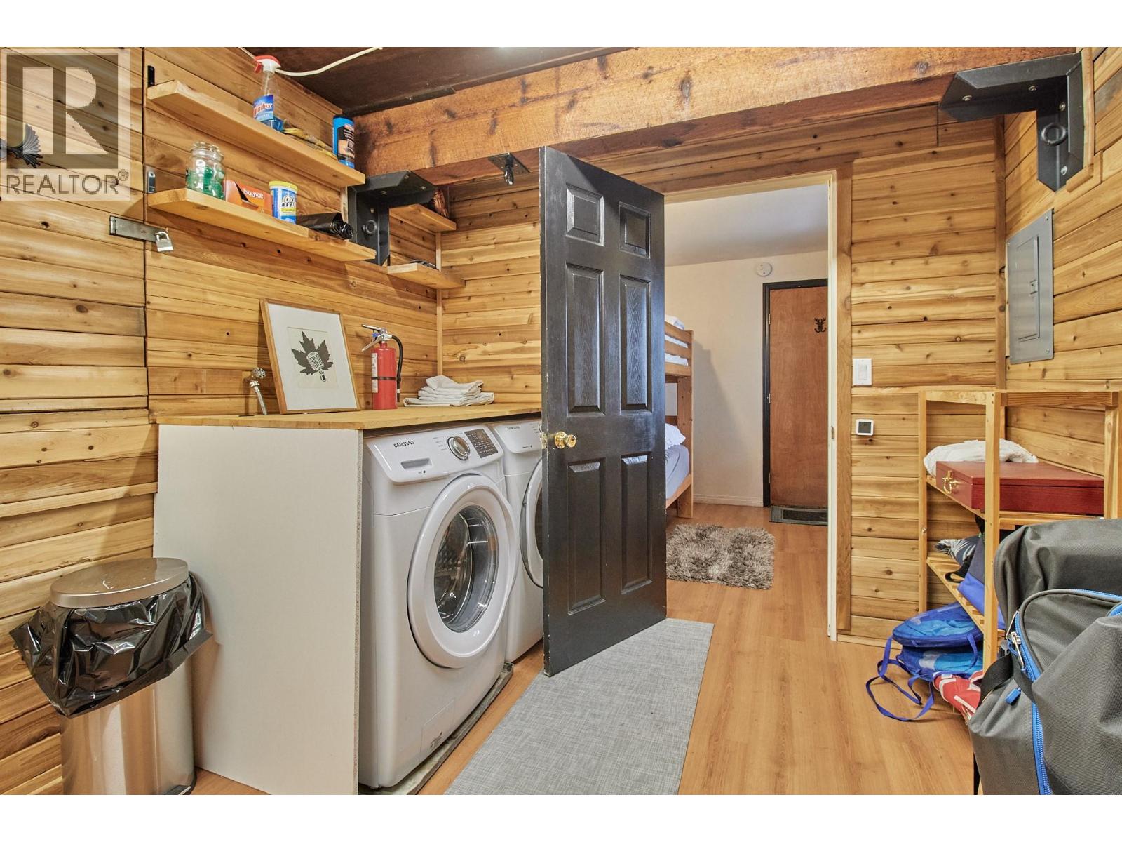 5123 Squilax Anglemont Road - 57