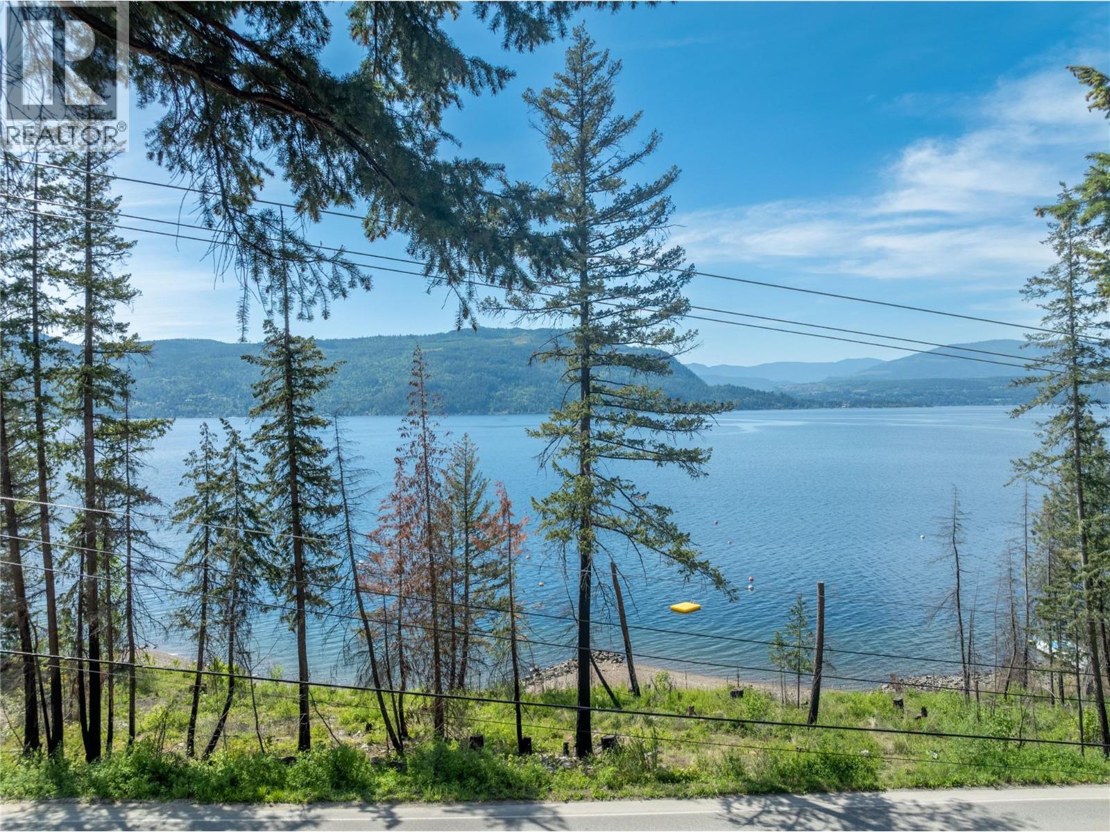 5123 Squilax Anglemont Road - 73