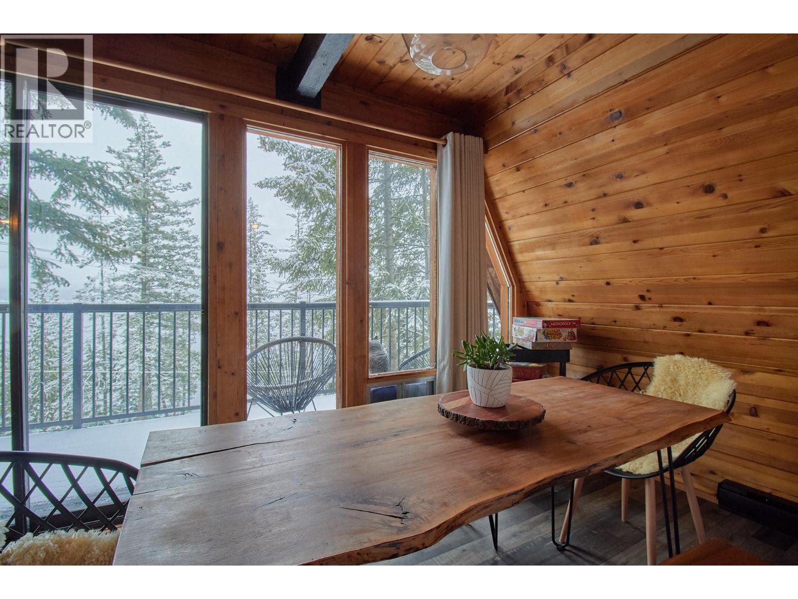 5123 Squilax Anglemont Road - 22