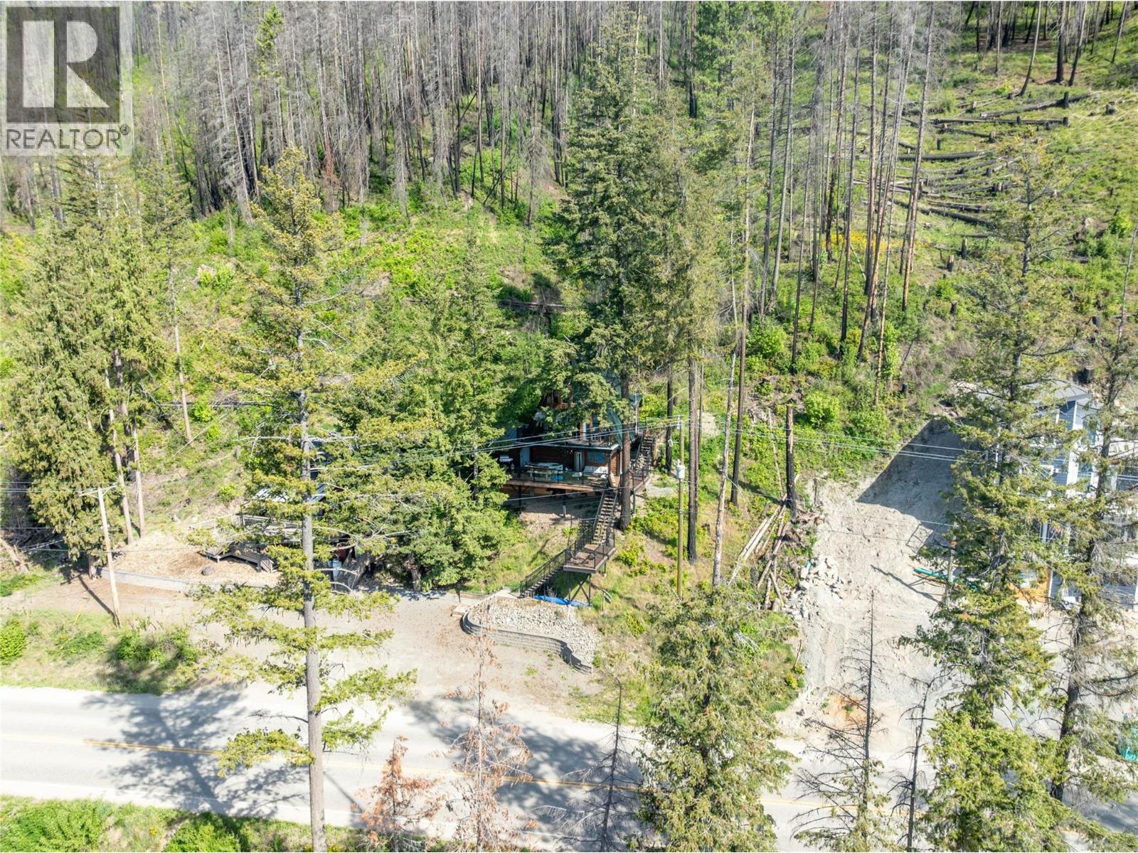 5123 Squilax Anglemont Road - 75