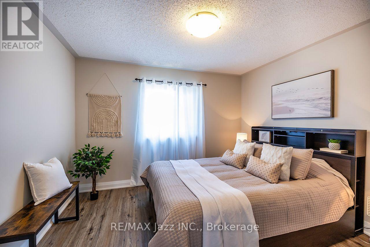 15 TOWNLINE ROAD S - 14