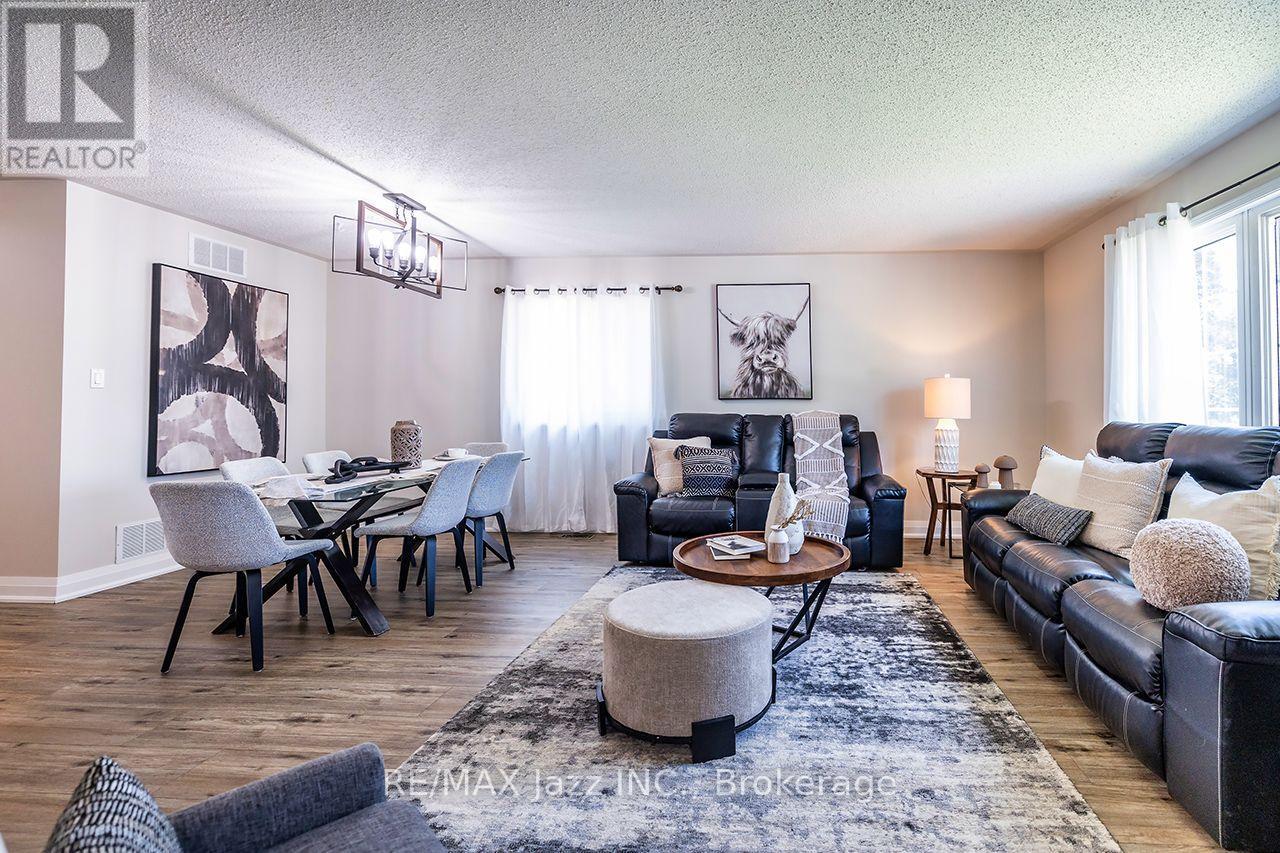 15 TOWNLINE ROAD S - 6