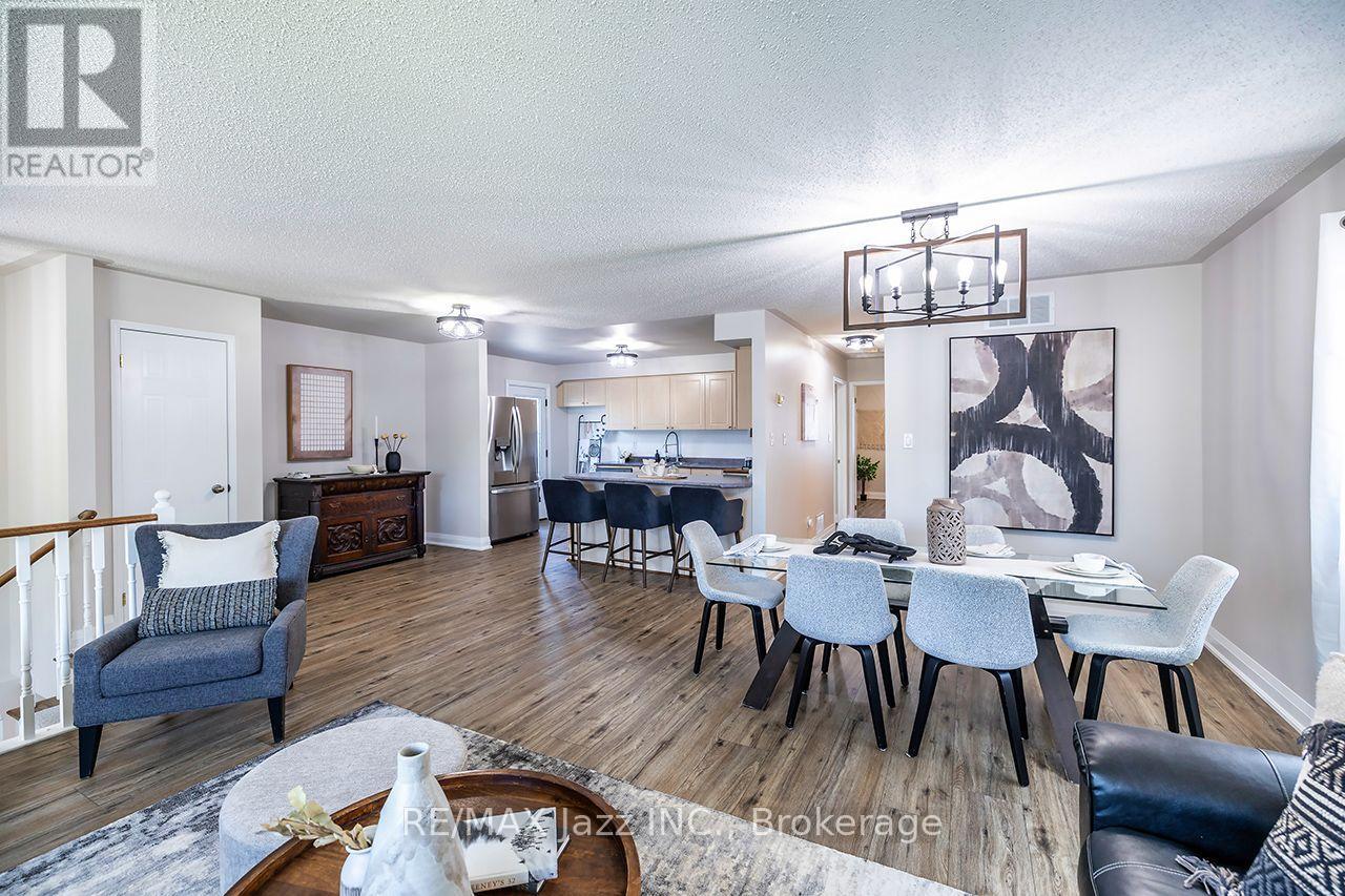 15 TOWNLINE ROAD S - 7