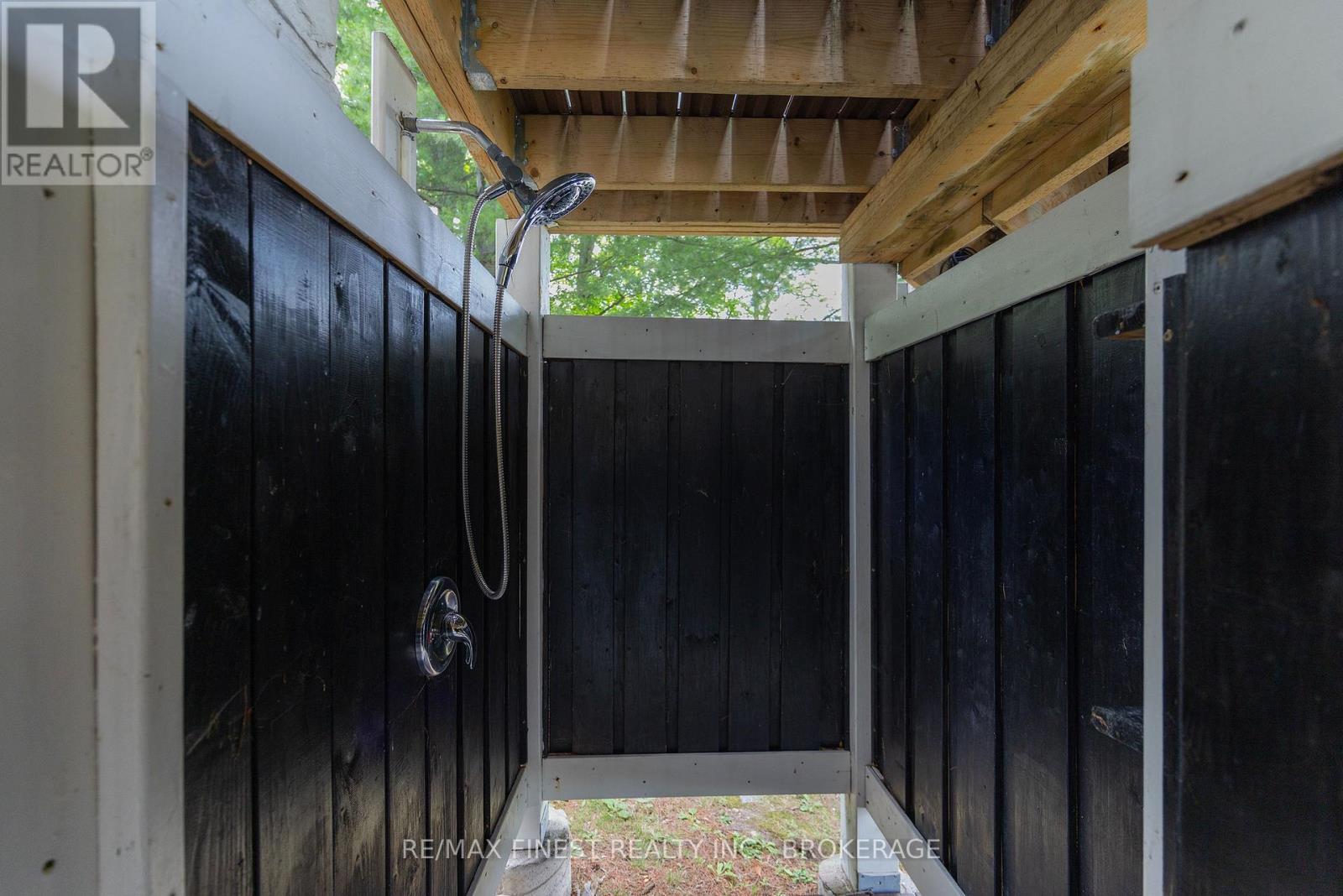 4267 MAPLE DRIVE - Image 14