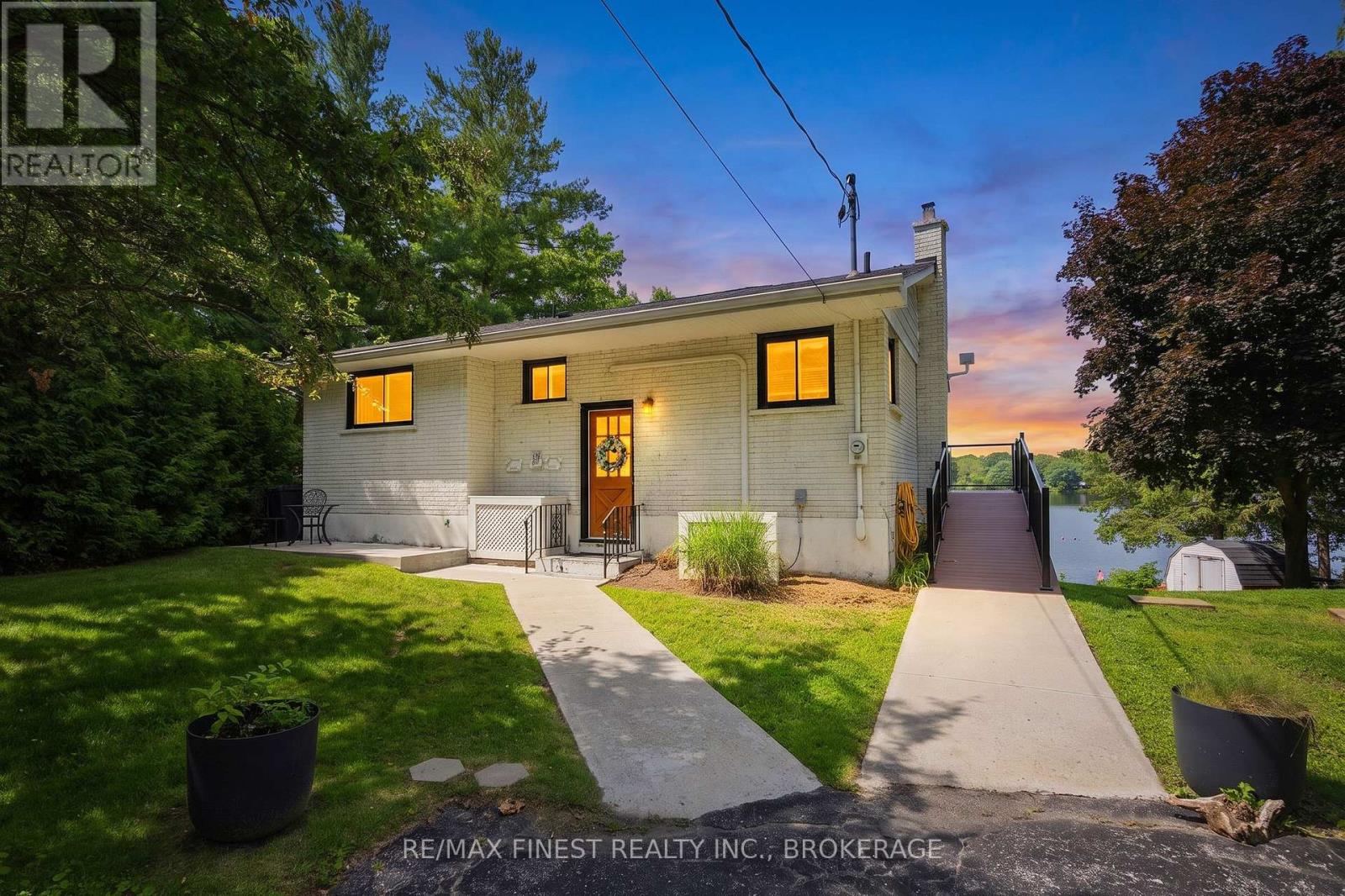 4267 MAPLE DRIVE - 2