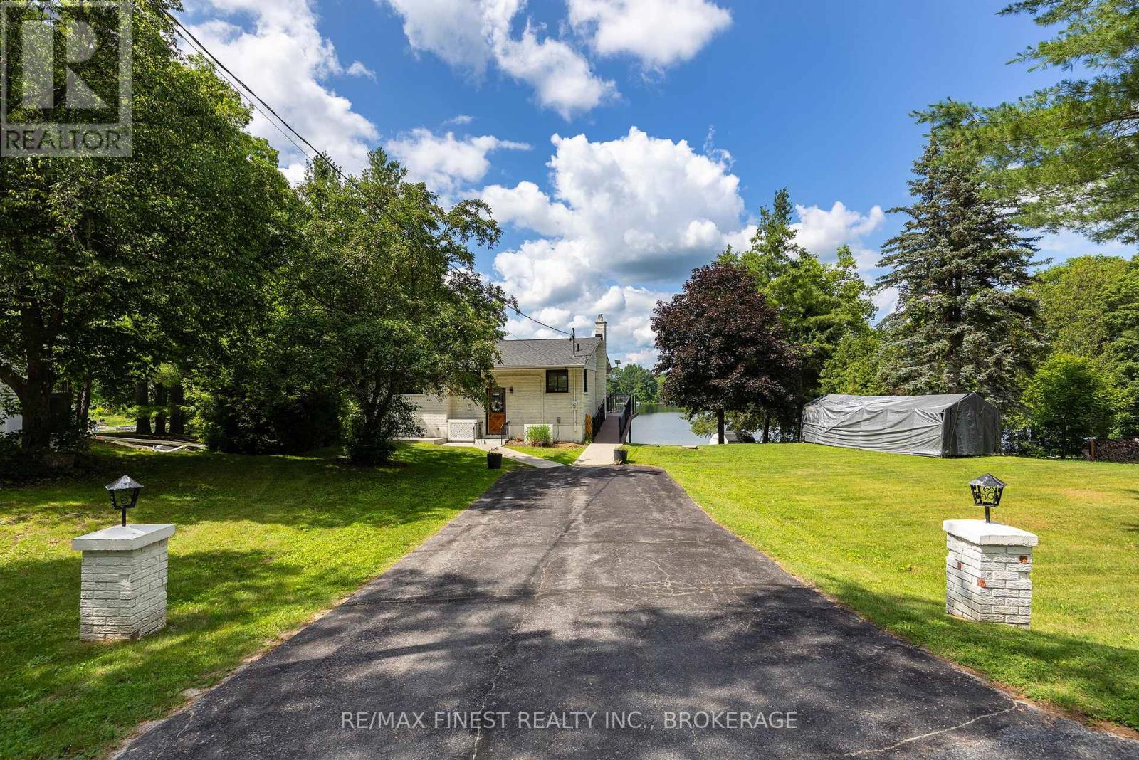 4267 MAPLE DRIVE - Image 3