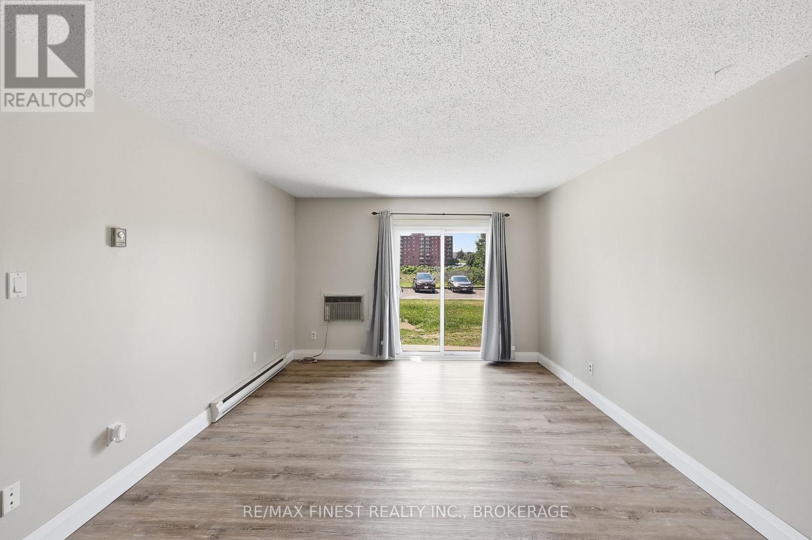 #101 745 DAVIS DRIVE - 18